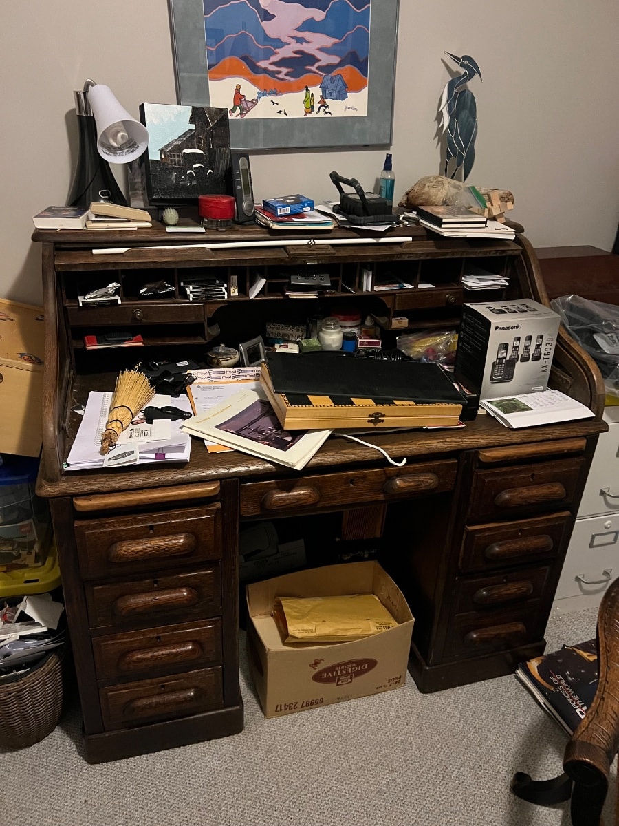 Antique Quarter-Sawn Oak S-Curve Roll Top Desk